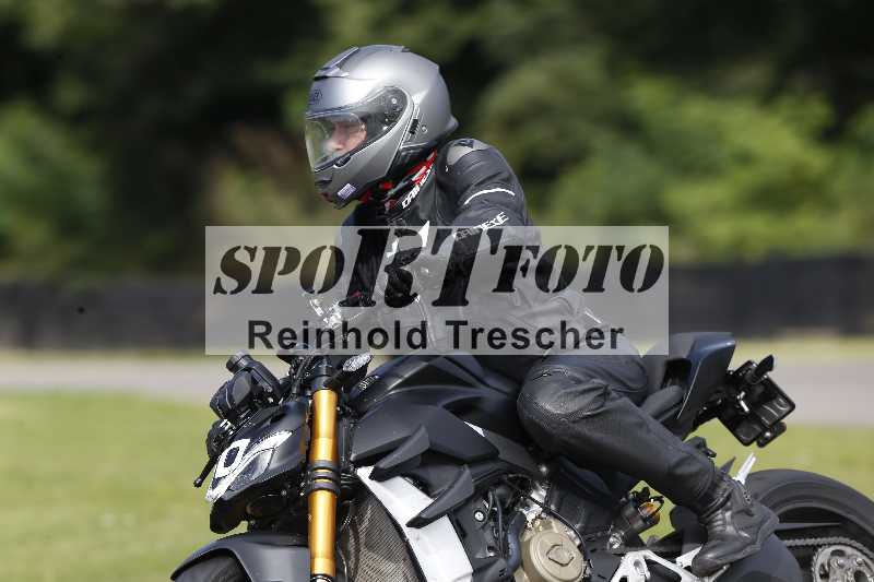 Archiv-2025/42 07.08.2025 Peter Studer Girls Day ADR/Gruppe blau/60